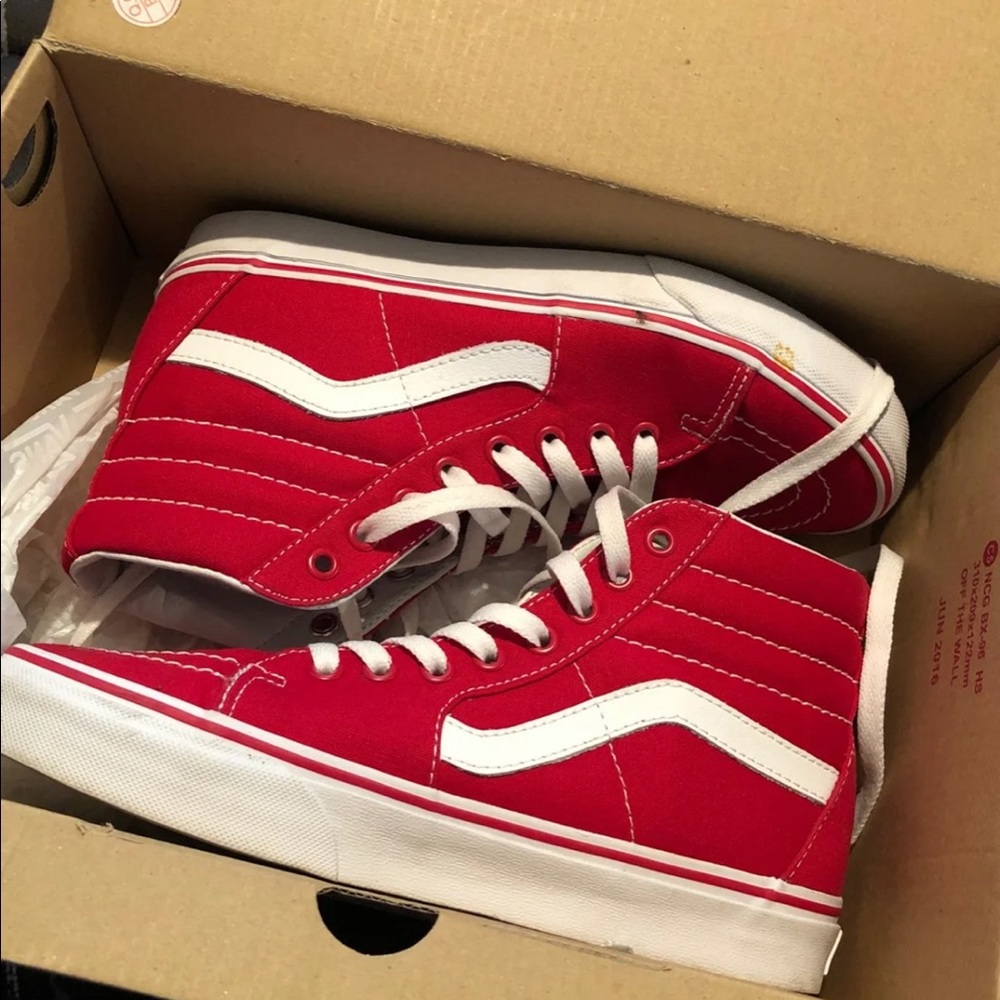 Vans High Top Red